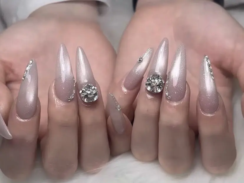 lind 天王寺店 nagisaの掲載