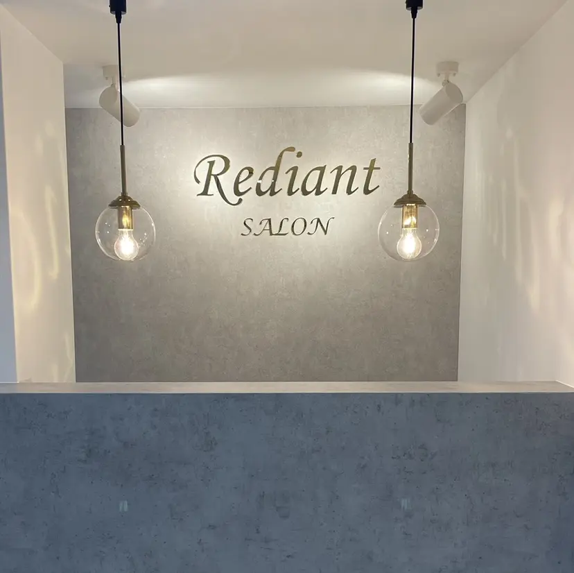 Rediant nailの掲載
