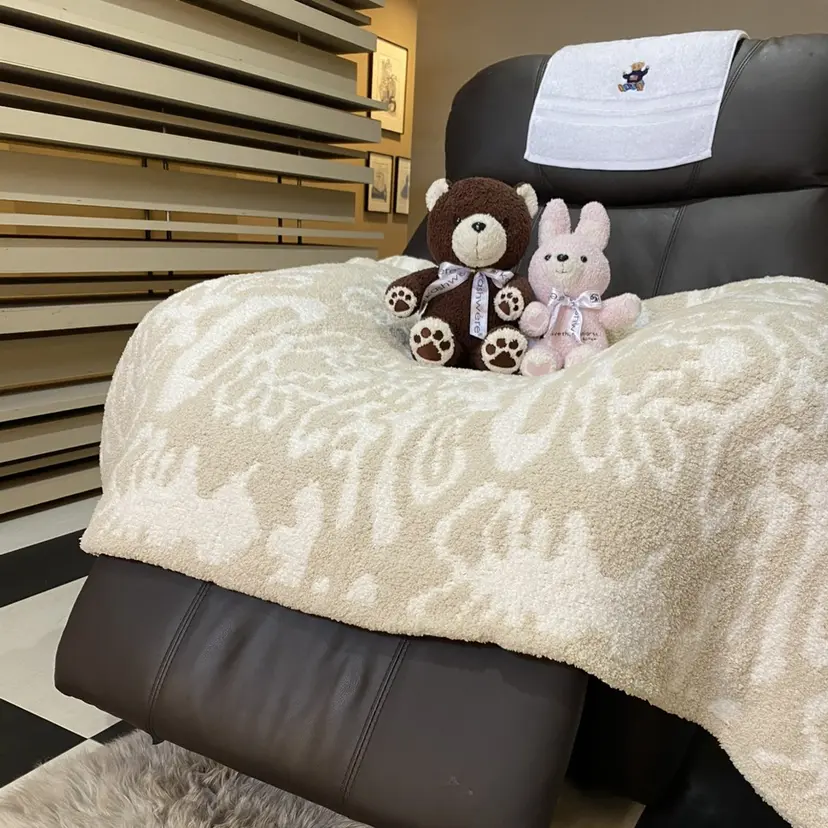 BEIGE まつげ・眉毛の掲載