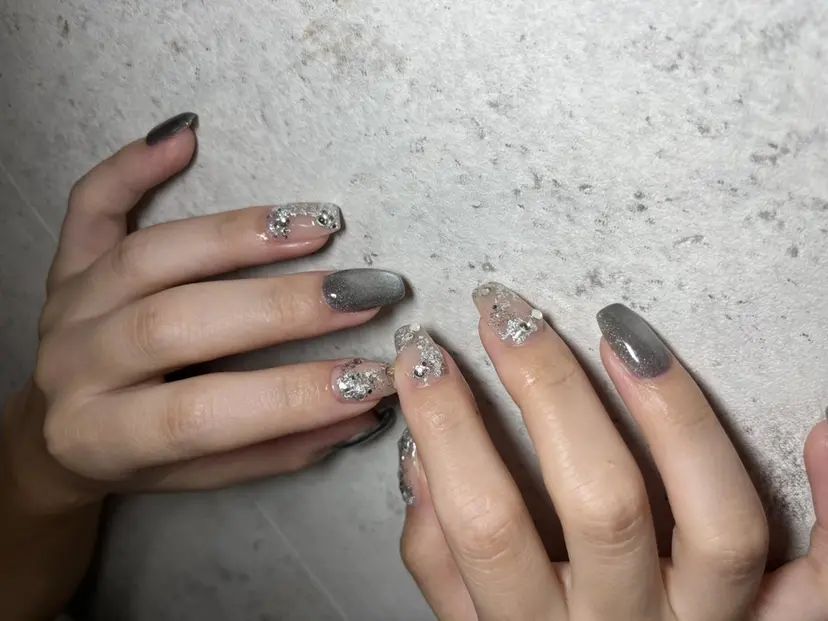 Nagahama Akariの掲載