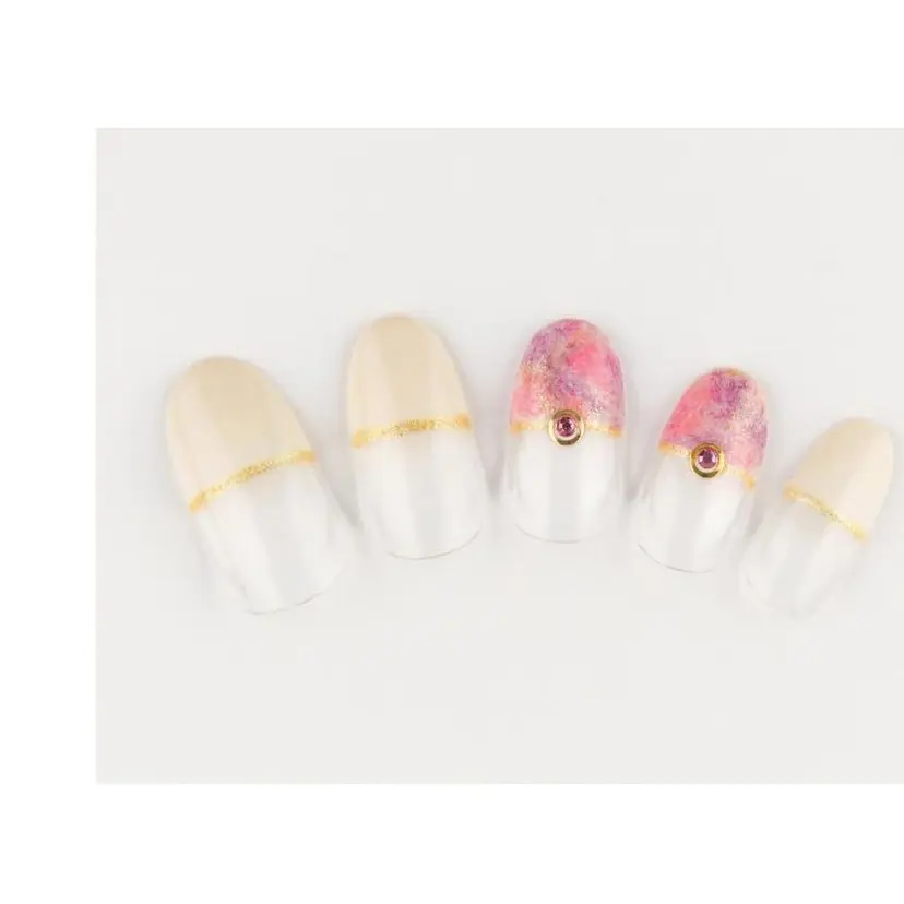 Maki （ネイリスト）の掲載