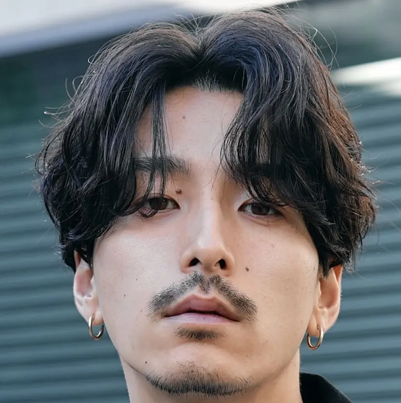 丸山 哲史の掲載