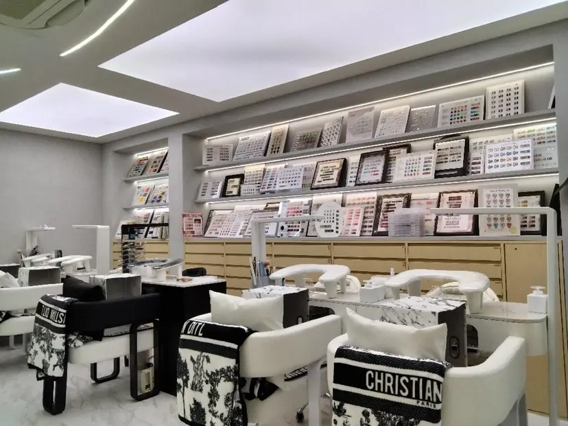 Theone栄店 川原の掲載