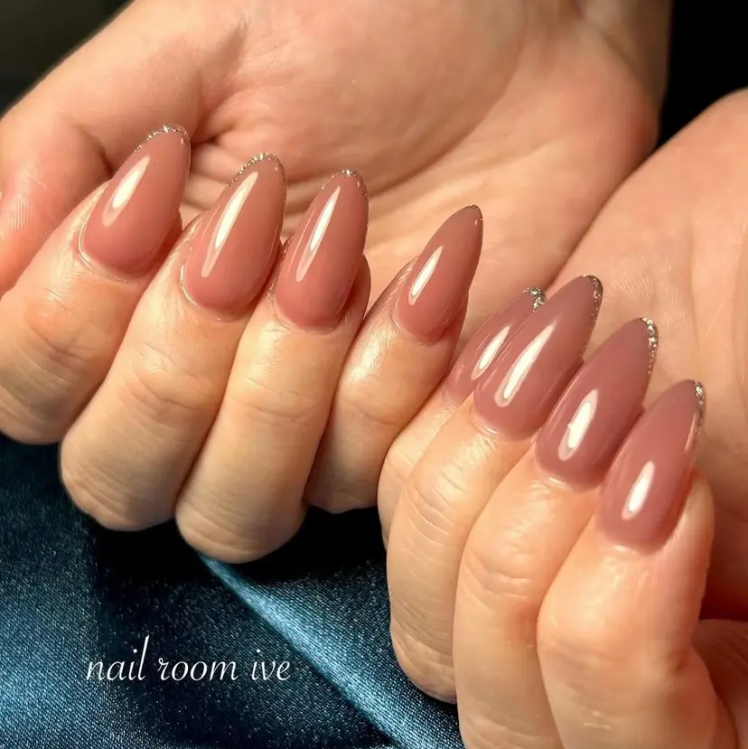 nail room IVEの掲載