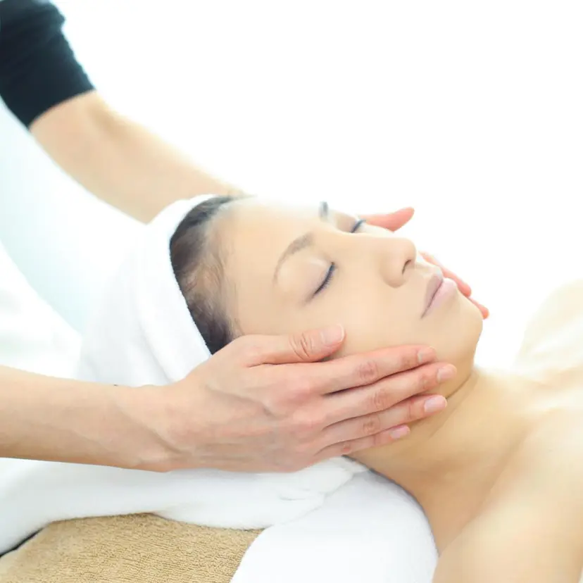 シミ・たるみ専門 サロン Cherieの掲載