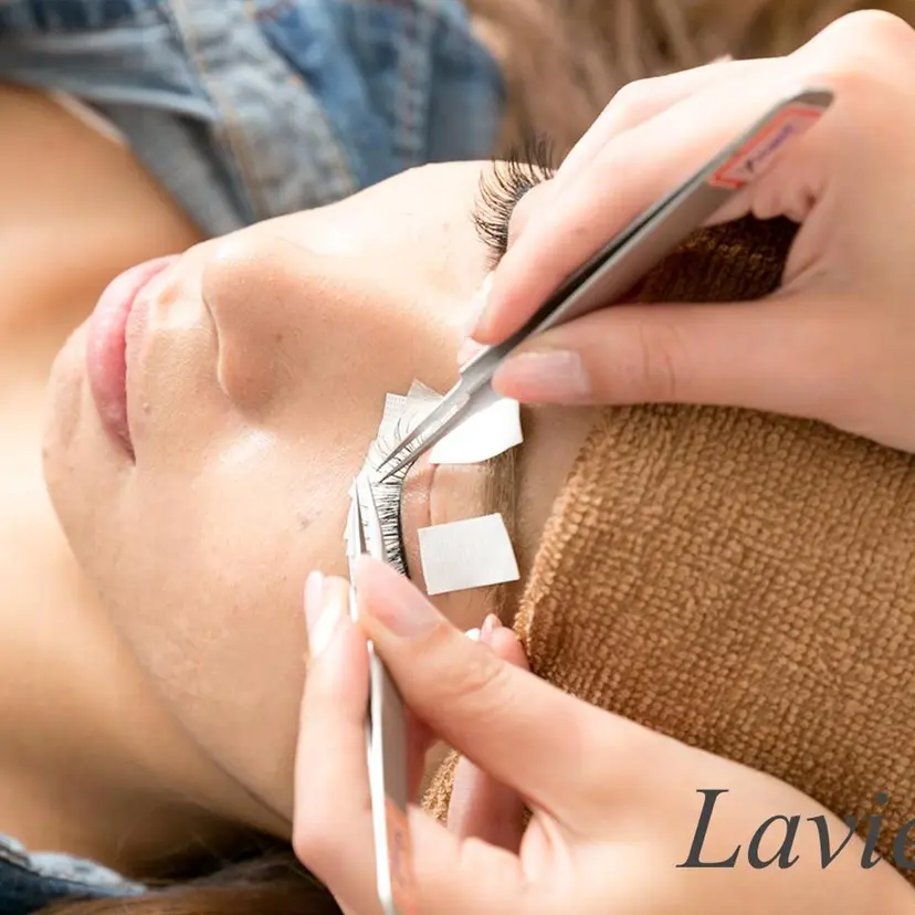 Laviere マツエクの掲載