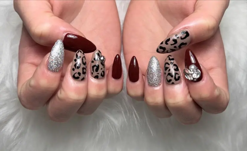 lillie nailの掲載