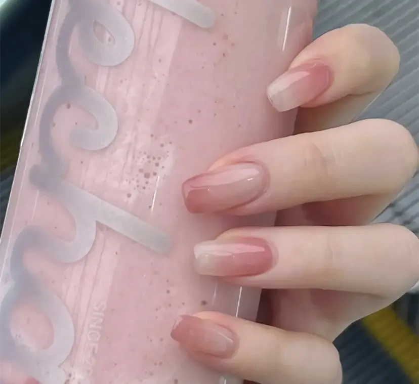 The Nail＆ EyeLash アモの掲載