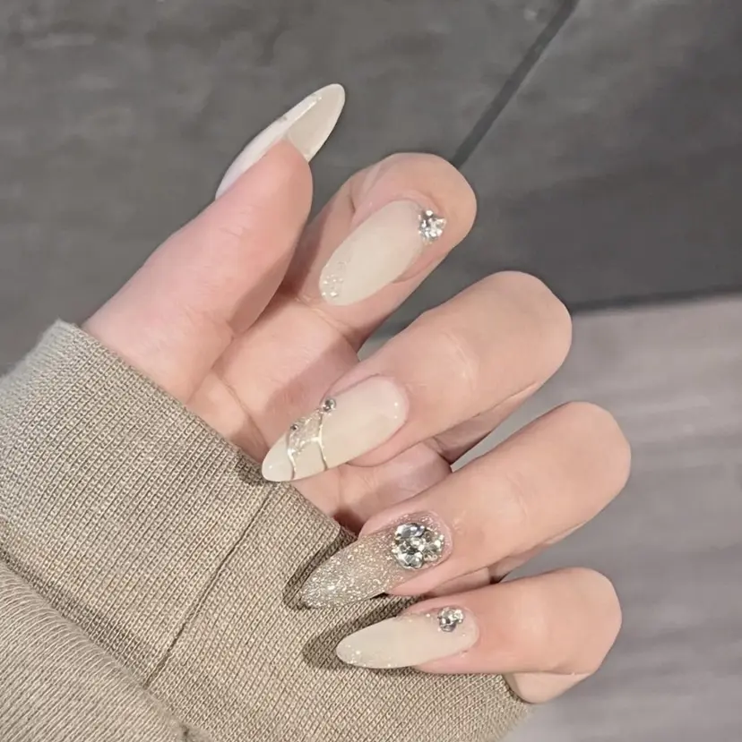 Your+ nailsalonの掲載