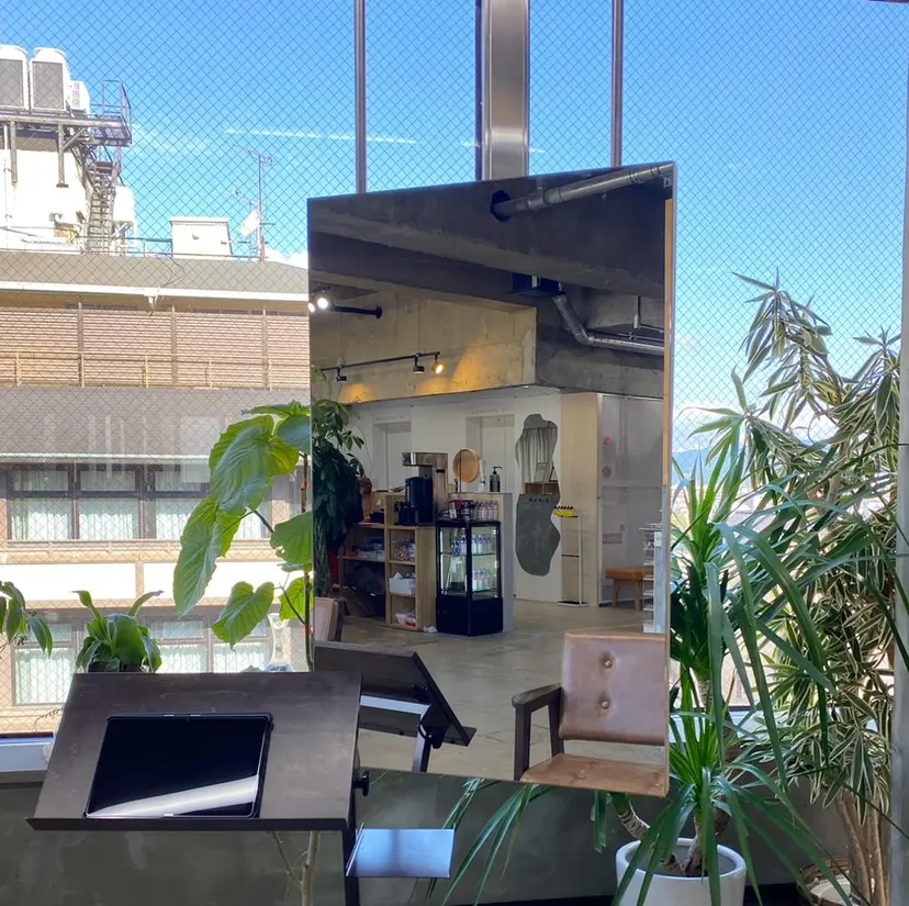 茜璃/ブリーチカラー /レイヤーカットの掲載