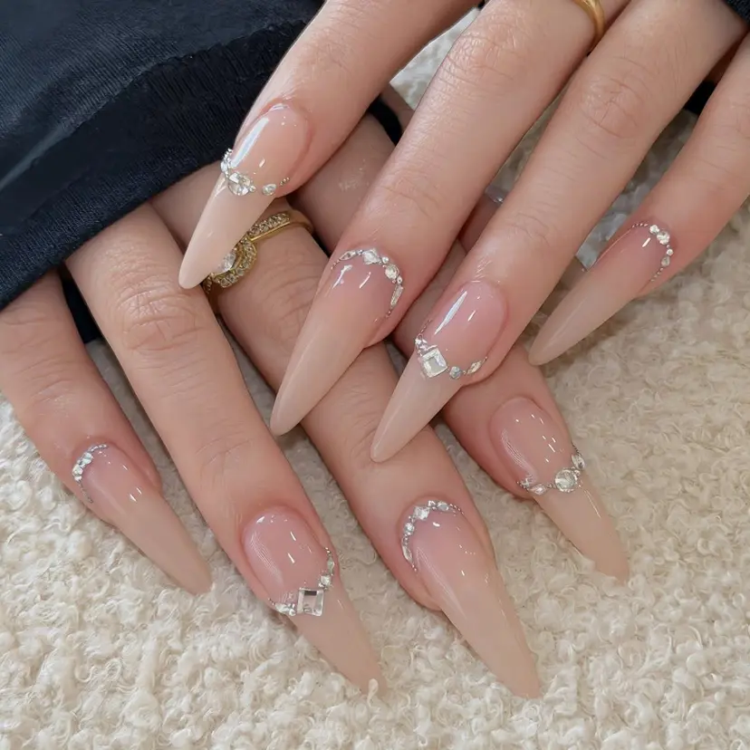 Pham Thu Trangの掲載