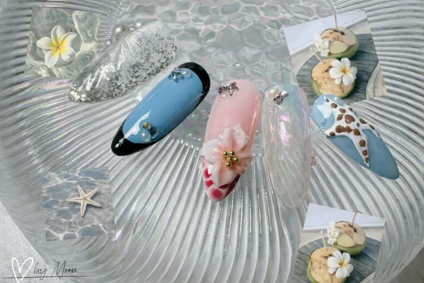 Moon Nailsの掲載