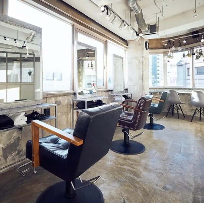 ニュアンスカラー/ 🫧レミ(坊主)の掲載