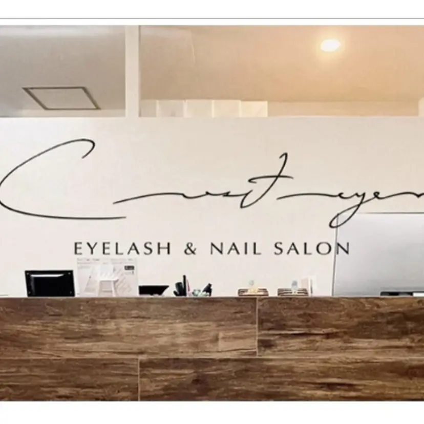 Crescent Eye Moeの掲載