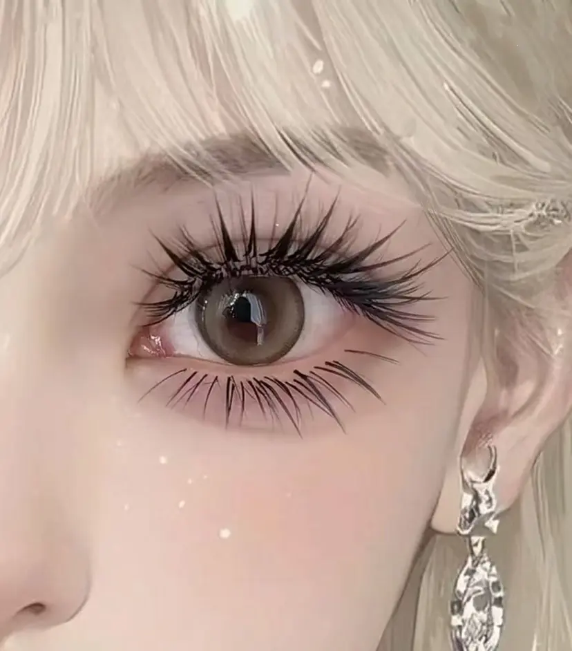 Eyelash artist_Viの掲載