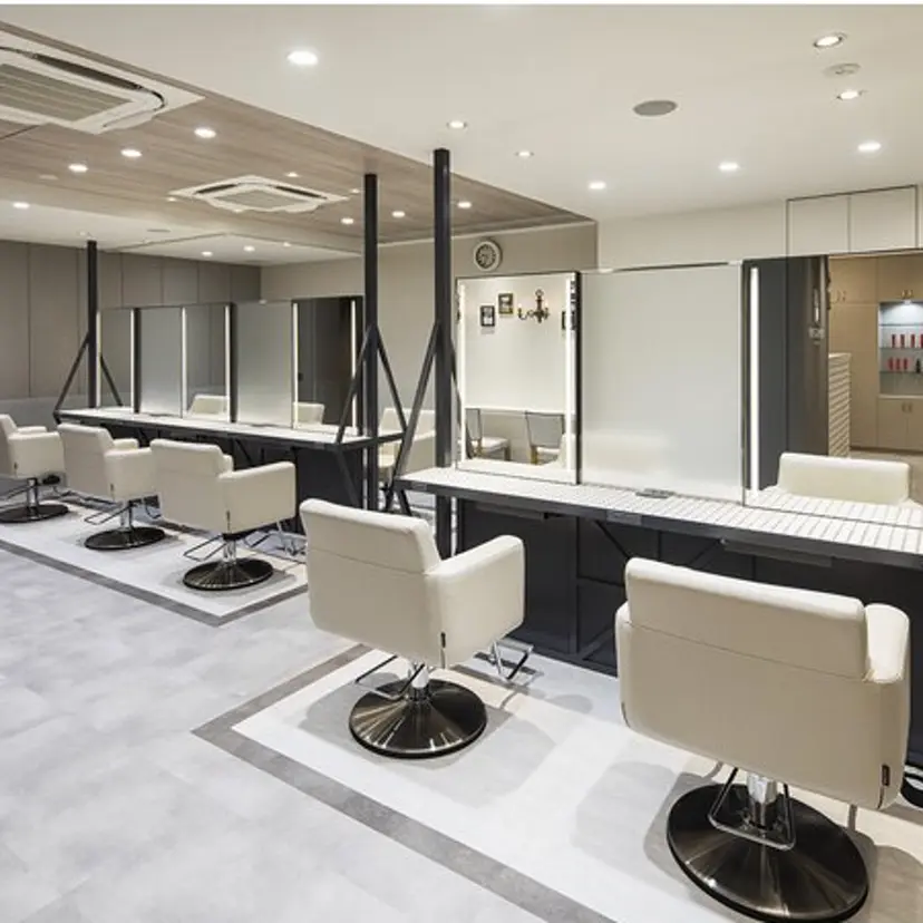 響/レイヤーカット /特殊パーマの掲載