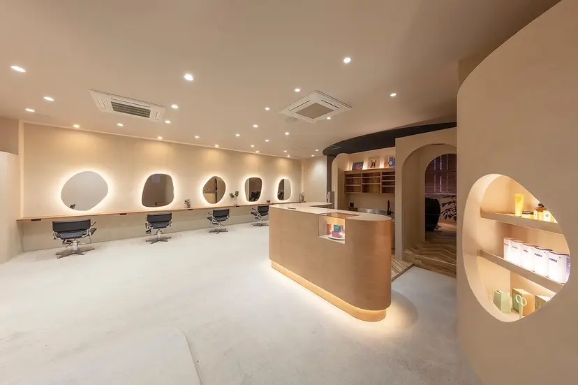 ハイトーンベージュ カラー/さら🎀の掲載