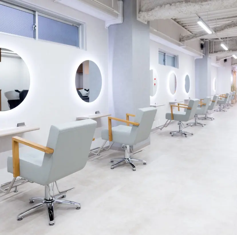 hinako カラーモデル(烏丸）の掲載