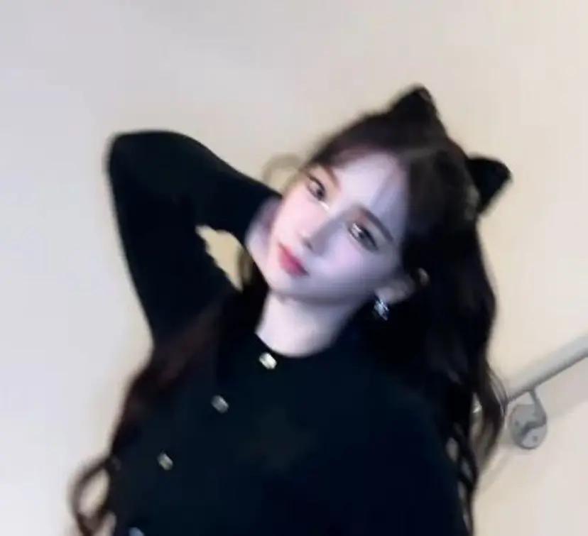 楓🦋韓国系レイヤー / 透明感カラー🤍の掲載