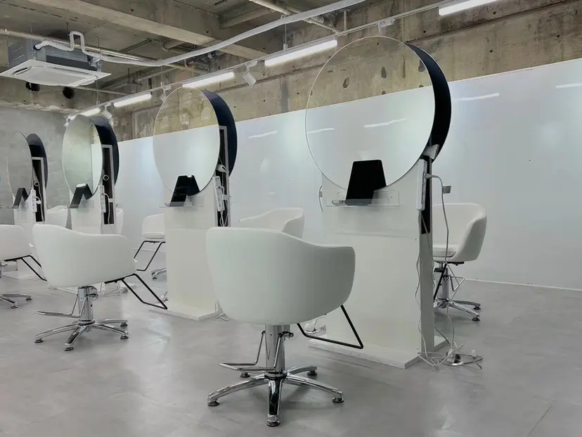 door white hideの掲載