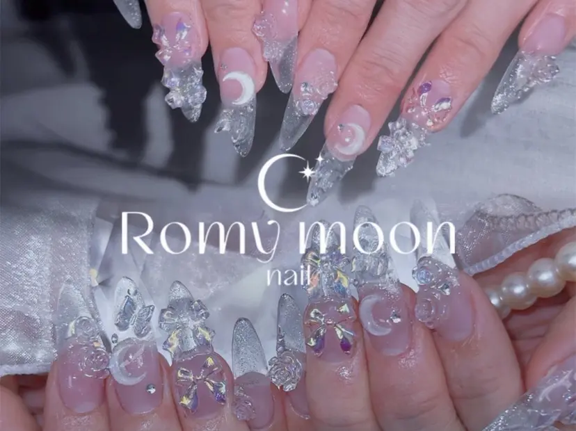 Romymoon nail帆南☾ ໋の掲載