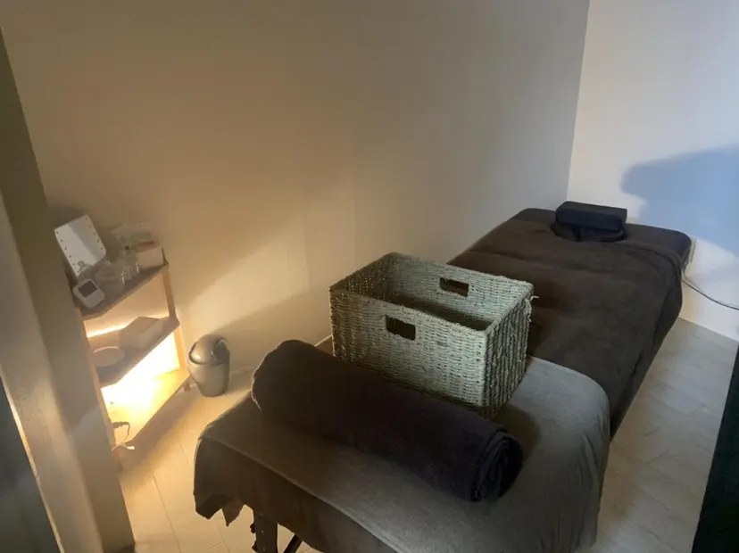 LaCachette 里見の掲載