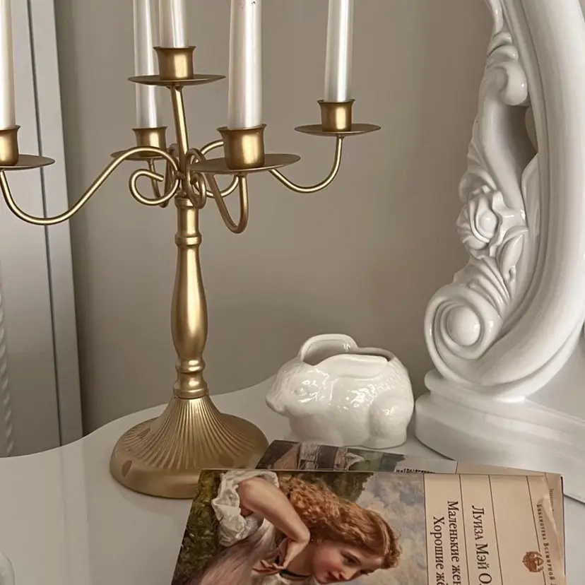 ダブルカラー/ 髪質改善/三宅真綾の掲載