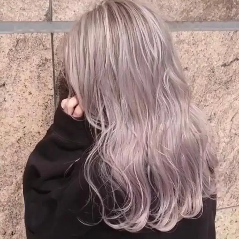 髪質改善ケアカラー Eir梅田/中村の掲載