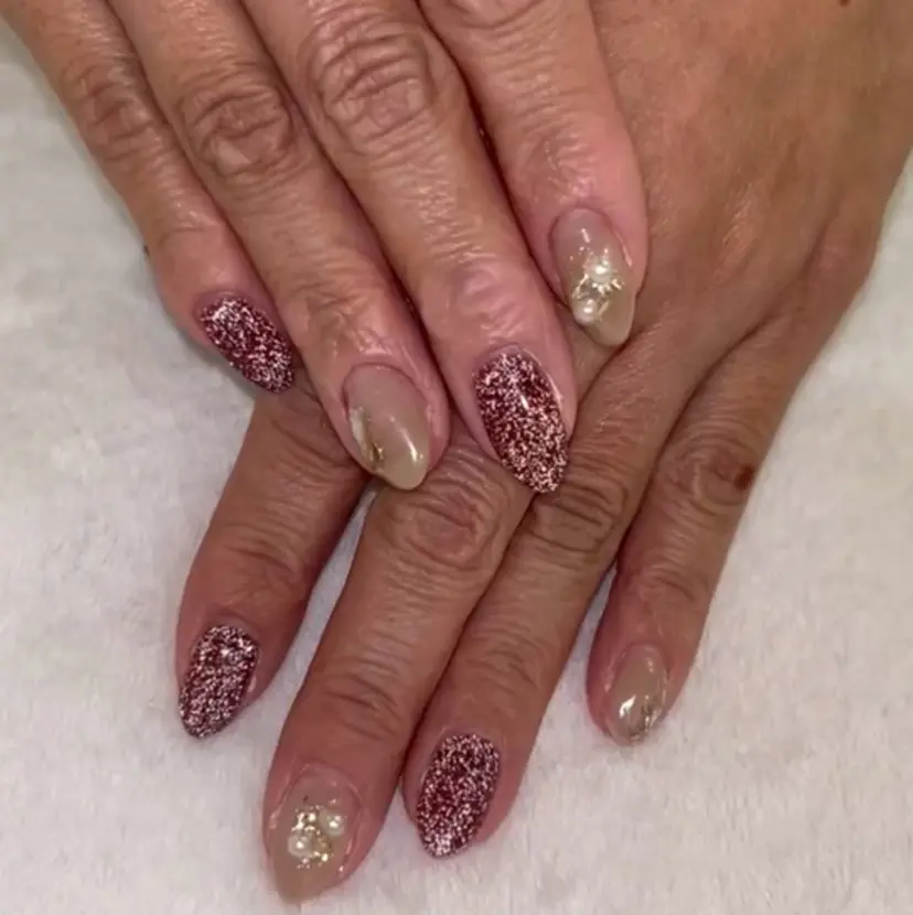 Kana (カナ)の掲載