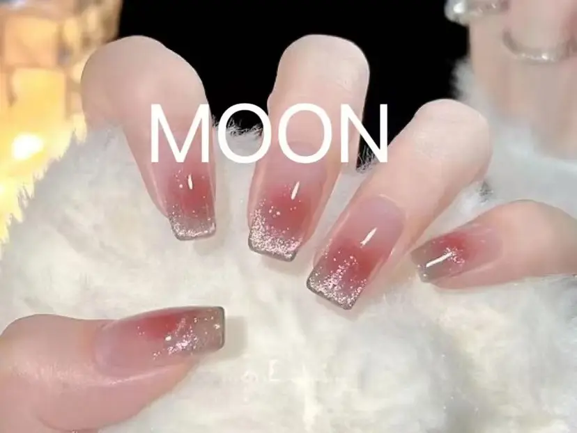 MoonNail リサの掲載