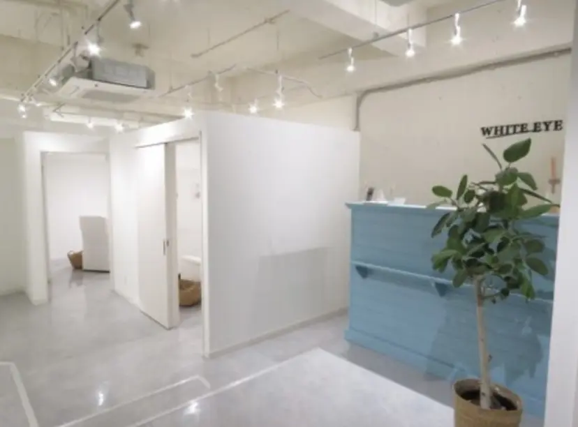 WHITE NAIL 佐賀店の掲載