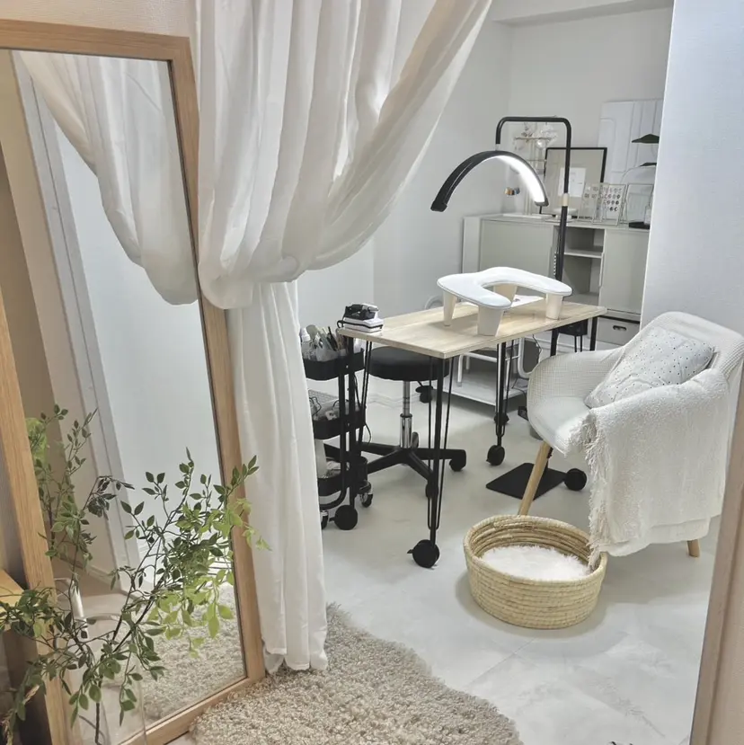 i's nail 〈アイズネイル〉の掲載