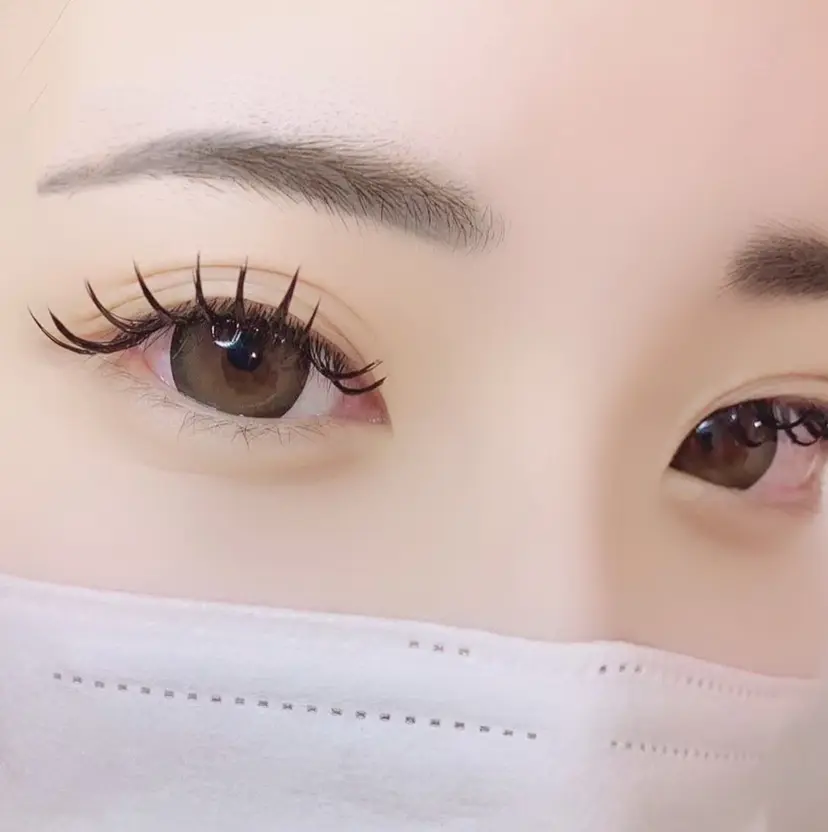 meRK 四条烏丸/ マツエク/ 芽依の掲載