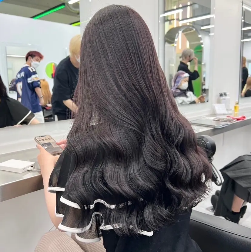 ちひろ/暗髪/ 韓国カラー/髪質改善の掲載