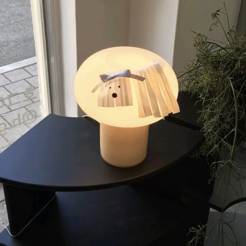 eight AKARI⟡.·🎼の掲載