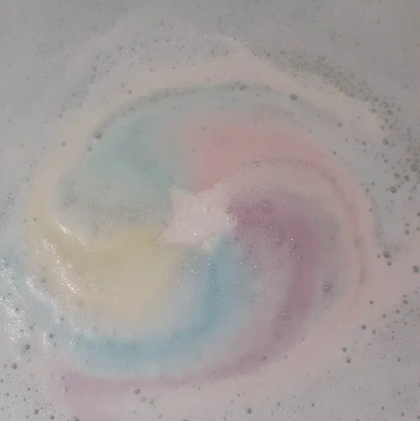 ゆづき🩵ྀི /透明感カラーの掲載