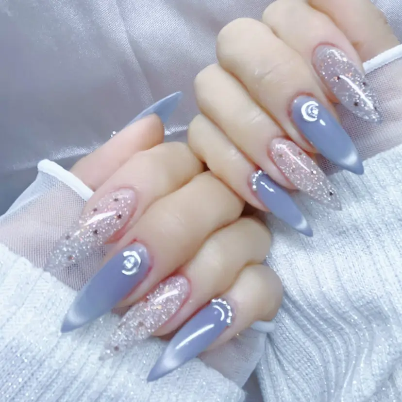 ANNE綾瀬店 eriの掲載