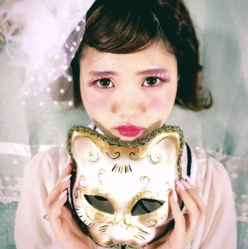 岩谷/ブリーチ 🪽透明感カラーの掲載