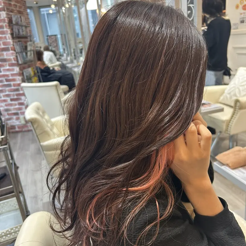 COCONA🎀 /透明感/艶カラーの掲載