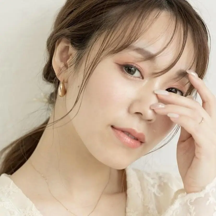 WHITE EYE 田井　初季の掲載