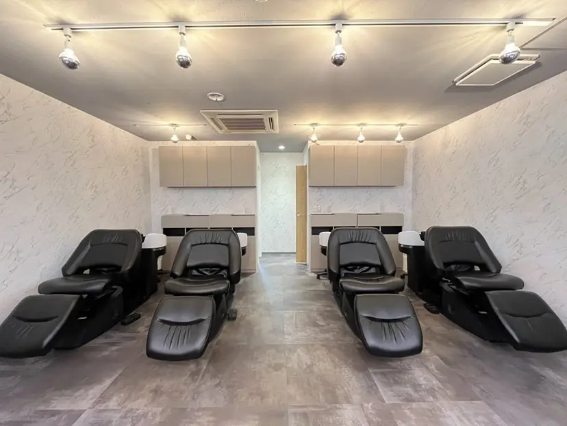 【ECLART】鈴木 なつみの掲載