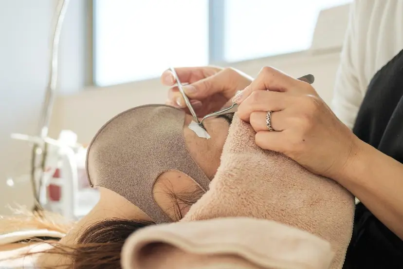 eyelash  Recona の掲載