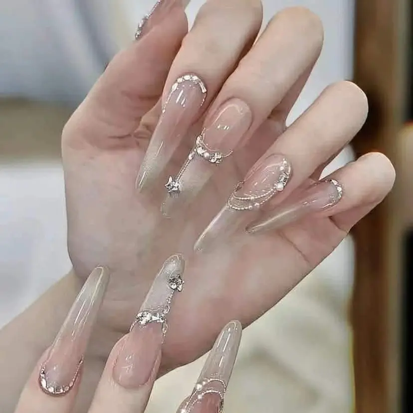 NiNy Nailsの掲載