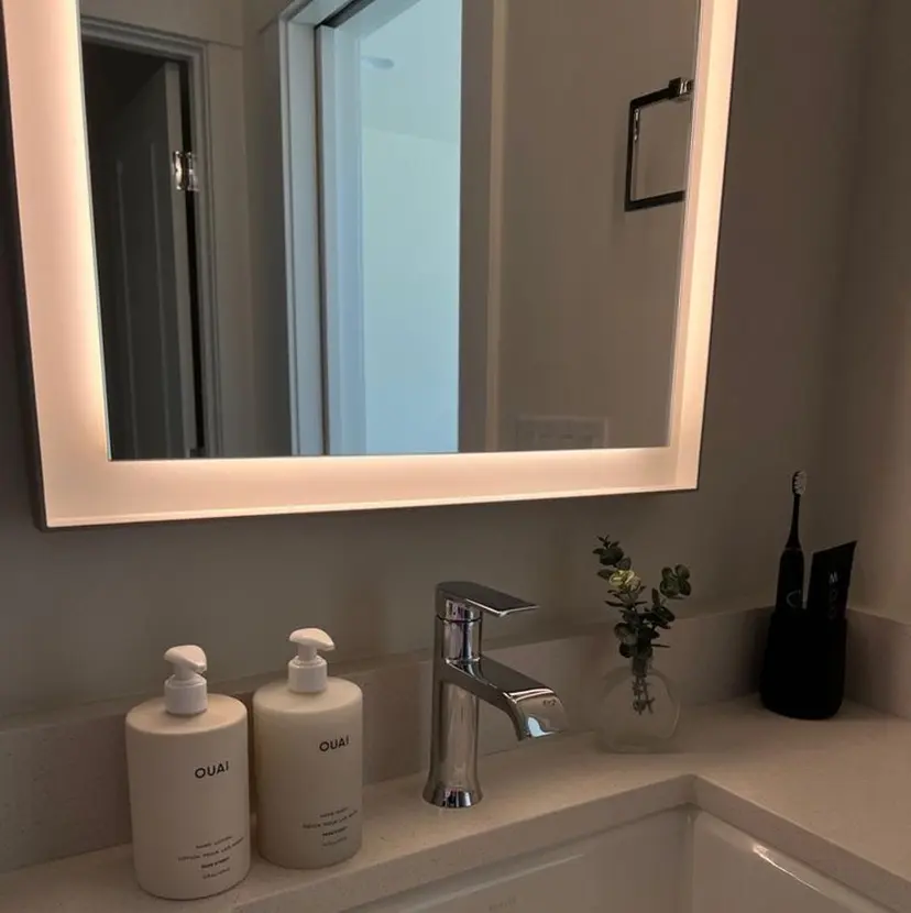 𝐍𝐄𝐎 𝐉𝐔𝐑𝐈の掲載