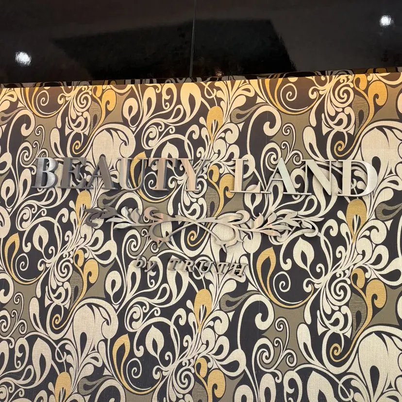 BEAUTY LAND 才記🌻の掲載