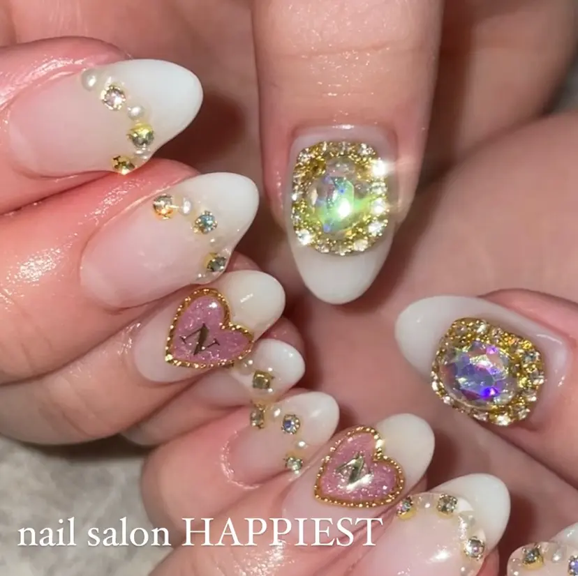 nail salon HAPPIESTの掲載