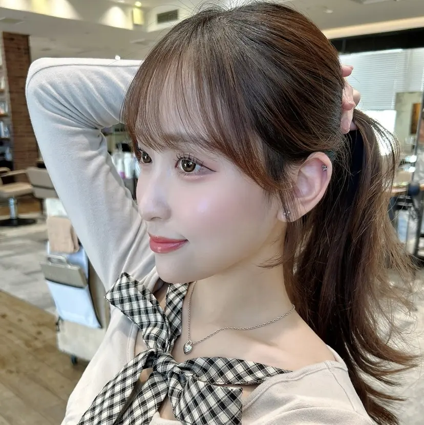 新宿✨顔周りカット 韓国ヘア/坂本亜裟海の掲載