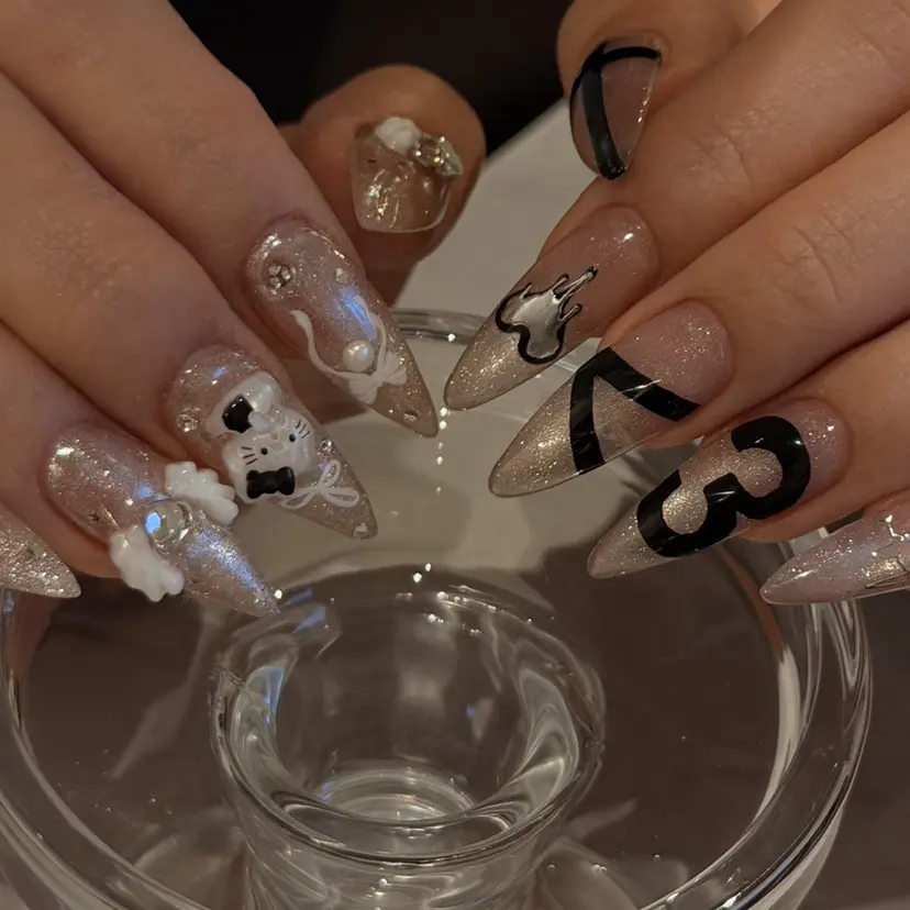 アイブロウ,ネイル /momoの掲載