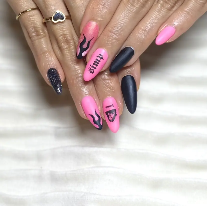 ネイリスト CHIHALの掲載