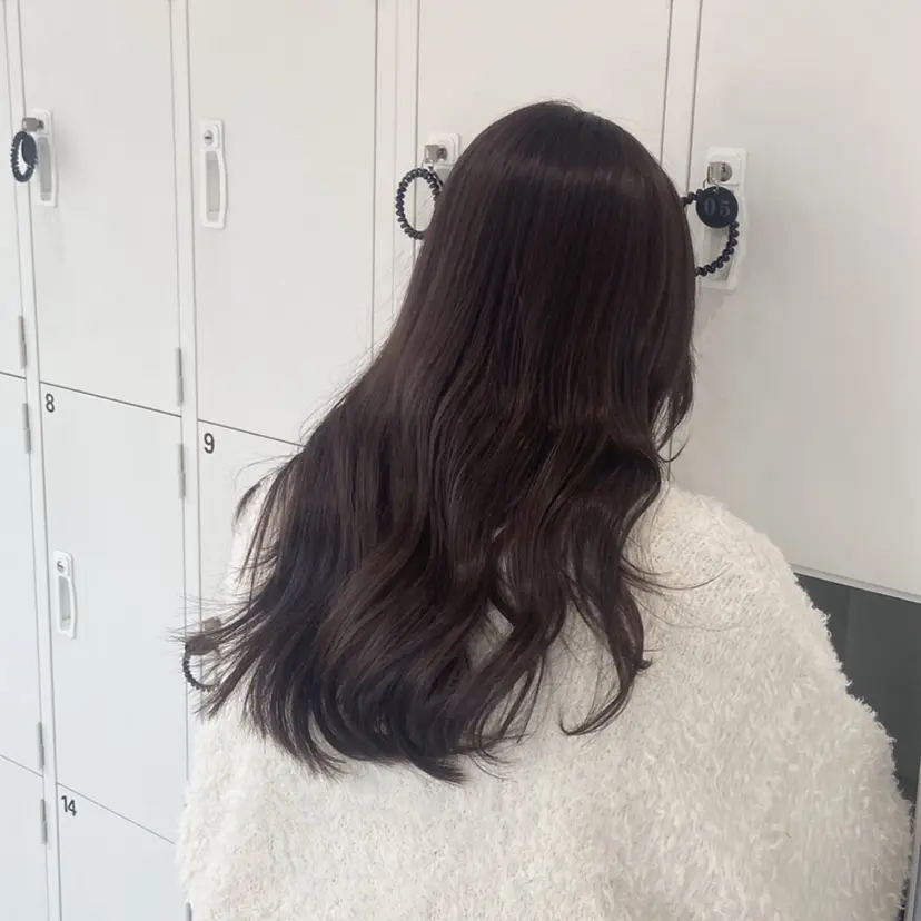 🎀艶カラー/ 縮毛矯正🤍ミイナの掲載